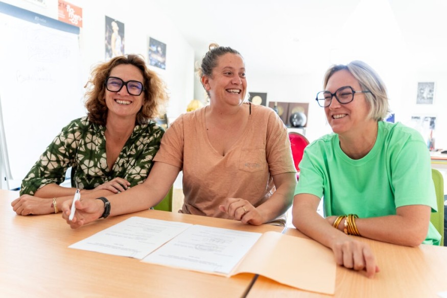 JULIE BARENNES PROLONGE JUSQU’EN 2028 !